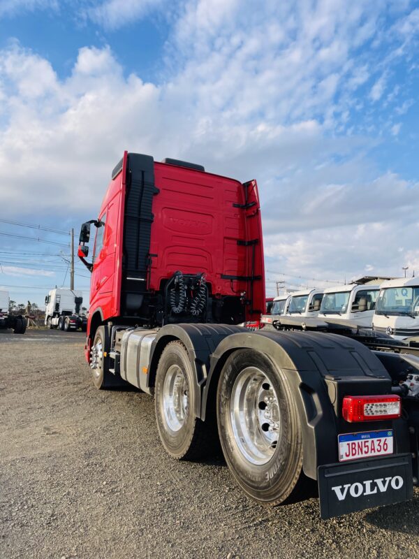 Volvo/FH 460 6x2 - Imagem 7