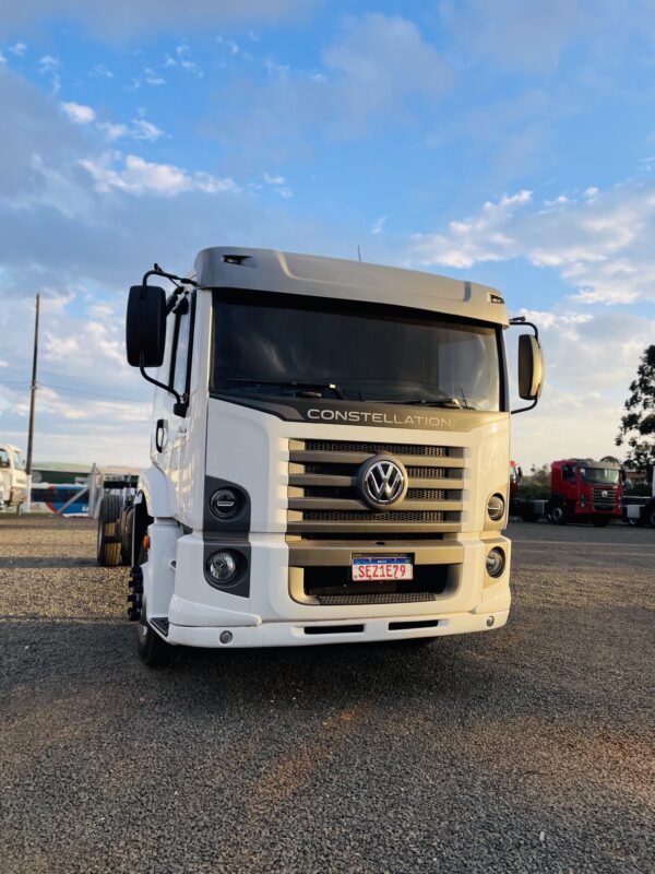 VW - 18.210 CRM 4X2 - Imagem 2